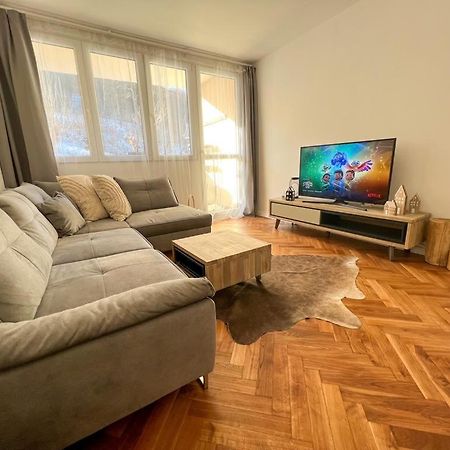 Apartman Visek ヤーヒモフ エクステリア 写真